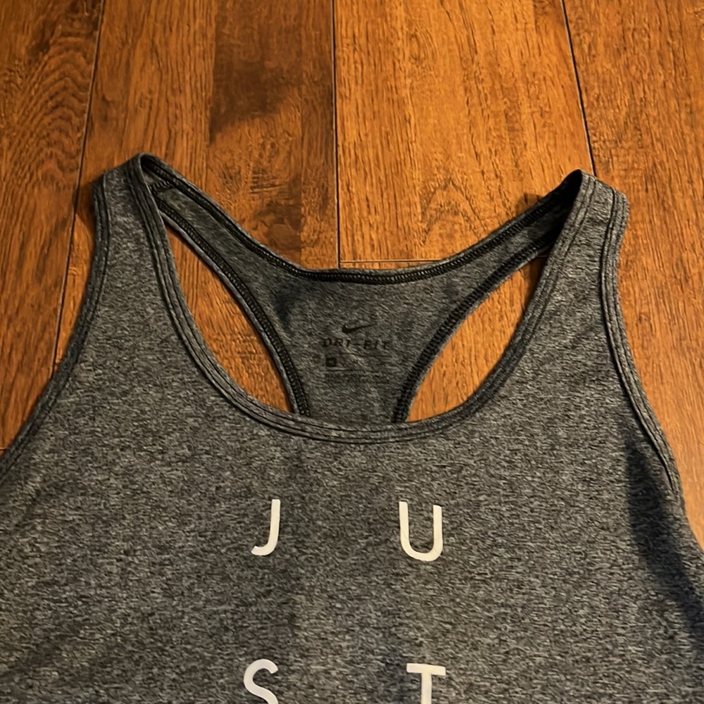 Nike Racerback TankTop - Picture 3 of 3